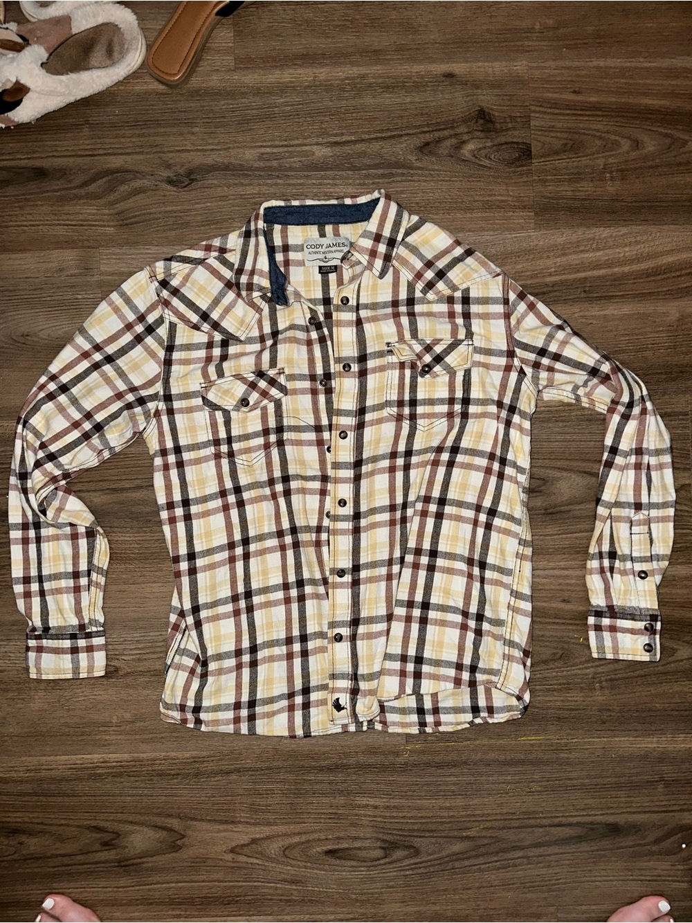 Men’s Yellow Plaid Button-Up Shirt